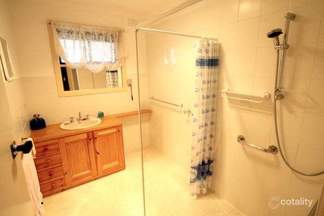 Property photo of 18 Kardinia Street Watsonia VIC 3087