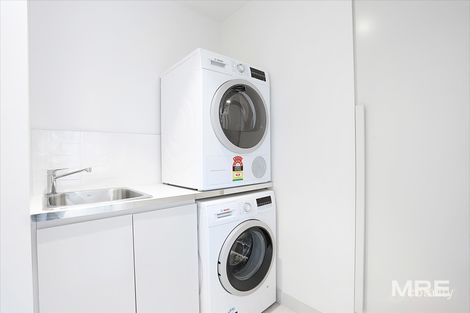 Property photo of 202/35-47 Spring Street Melbourne VIC 3000