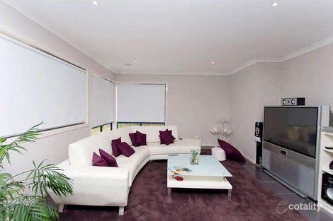Property photo of 3 Evatt Terrace Burnside Heights VIC 3023
