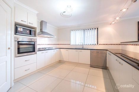 Property photo of 4 Thames Drive Regents Park QLD 4118