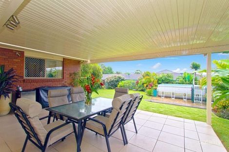 102 Clives Cct, Currumbin Waters, QLD 4223