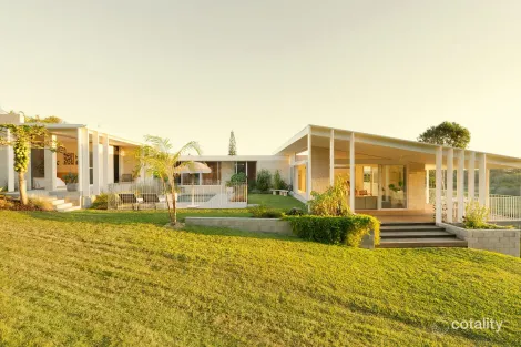 61 Henderson Dr, Lennox Head, NSW 2478