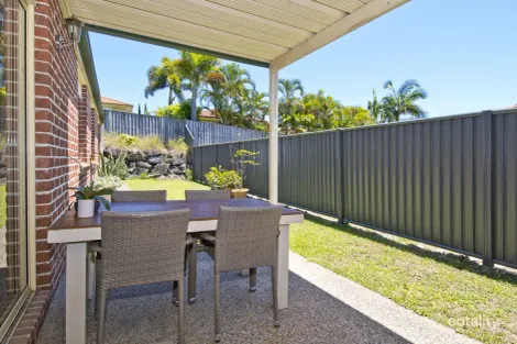 Property photo of 11 Kosrae Street Pacific Pines QLD 4211