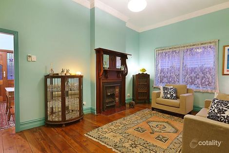 Property photo of 60 Home Road Newport VIC 3015