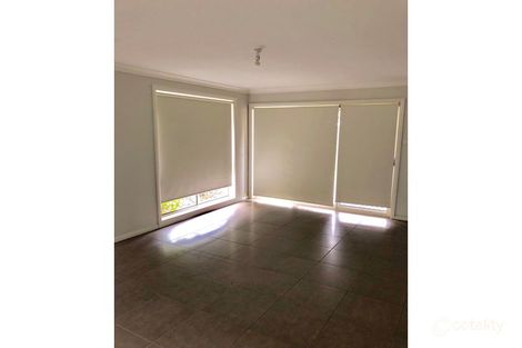 Property photo of 27 Taradale Drive Ropes Crossing NSW 2760