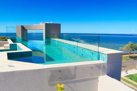 552 Esplanade, Urangan, QLD 4655