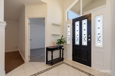 Property photo of 36 Mackellar Drive Roxburgh Park VIC 3064