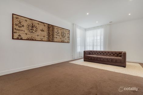 Property photo of 36 Mackellar Drive Roxburgh Park VIC 3064