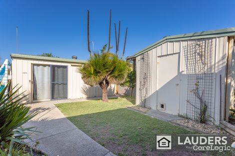 Property photo of 17 Carrabeen Drive Old Bar NSW 2430