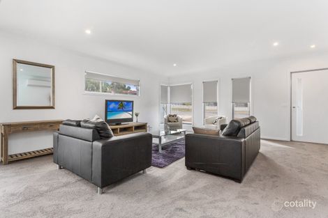 Property photo of 11 Gundry Street Long Gully VIC 3550