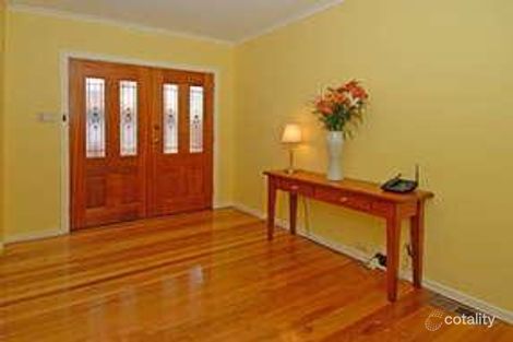 Property photo of 6 Eurora Court Taylors Lakes VIC 3038