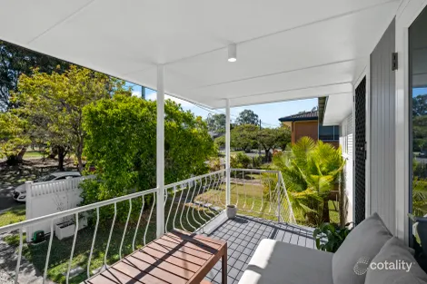 Property photo of 20 William Parade Fairfield QLD 4103