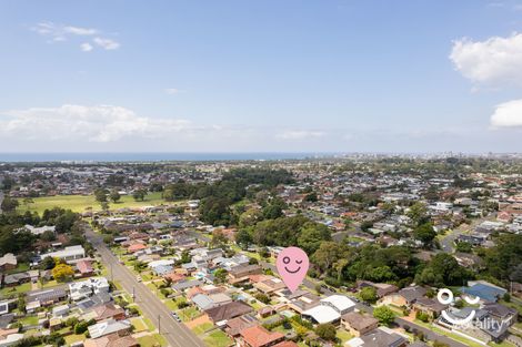 Property photo of 28 Rae Crescent Balgownie NSW 2519