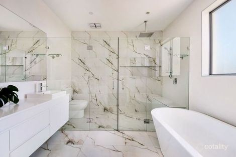 3 Whitehaven St, Greenhills Beach, NSW 2230