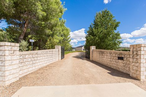 Property photo of 3 Mirbelia Drive Springvale NSW 2650