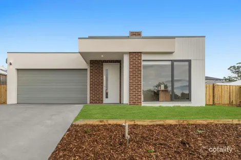 27 Kurrajong Rd, Warragul, VIC 3820