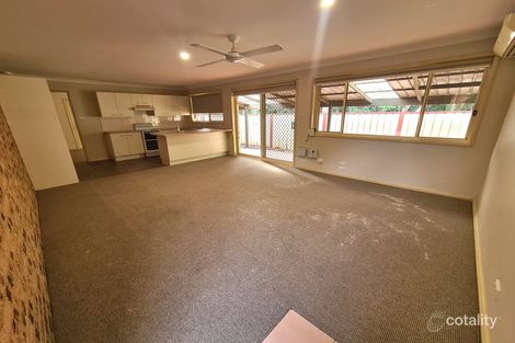 Property photo of 3/2 Carisbrooke Close Bomaderry NSW 2541