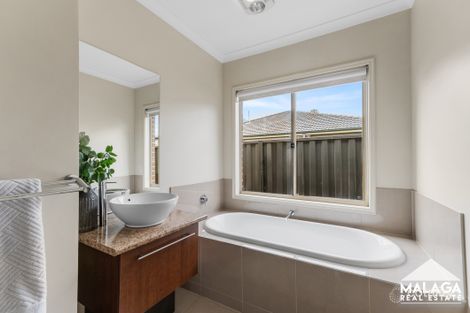 Property photo of 15 Kondalilla Drive Truganina VIC 3029