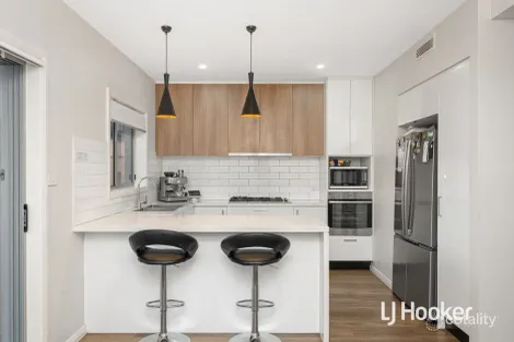 Property photo of 15 Dorcas Glade Schofields NSW 2762