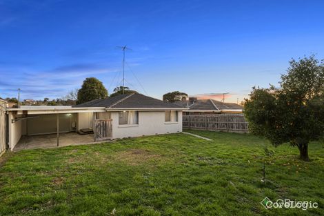 Property photo of 45 Gleneagles Drive Endeavour Hills VIC 3802