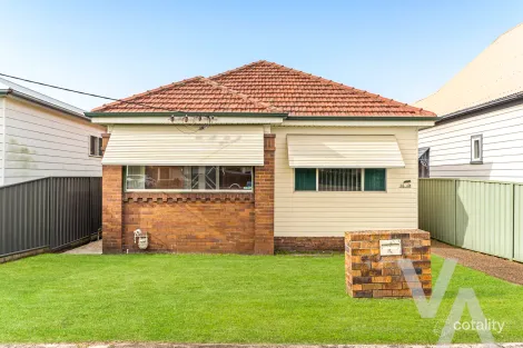 Property photo of 16 Forfar Street Stockton NSW 2295