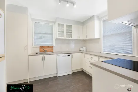 Property photo of 23 Benaud Crescent Warilla NSW 2528