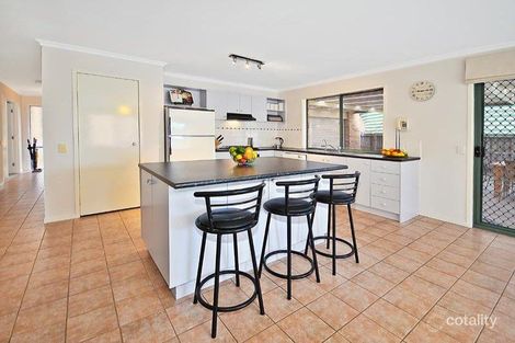 Property photo of 4 Orchid Square Sydenham VIC 3037