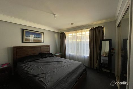 Property photo of 33 Central Avenue Altona Meadows VIC 3028