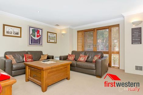 Property photo of 1/8 Nottinghill Street Joondalup WA 6027