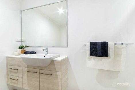 Property photo of 4/43-45 Sims Esplanade Yorkeys Knob QLD 4878