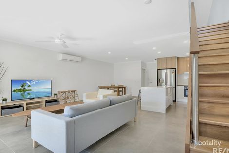 Property photo of 64 Evergreen View Robina QLD 4226