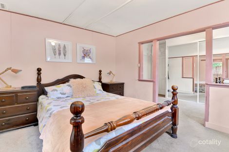 Property photo of 12 Burrawong Crescent Elderslie NSW 2570