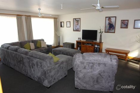 Property photo of 19 Highview Grove Moonta Bay SA 5558