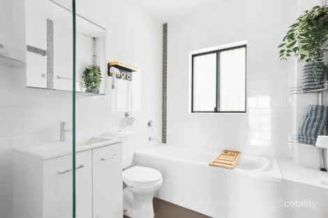 Property photo of 12/11-15 Renwick Street Leichhardt NSW 2040