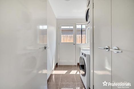 Property photo of 48 Faircroft Drive Brookfield VIC 3338