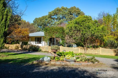 17 Old Highlands Rd, Highlands, VIC 3660