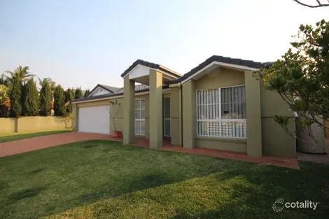 Property photo of 51 Edinburgh Road Benowa QLD 4217