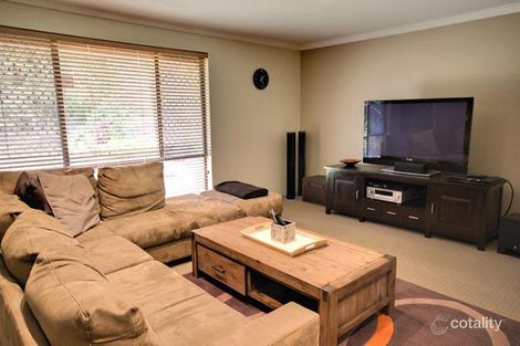 Property photo of 8 Hayden Close Noranda WA 6062