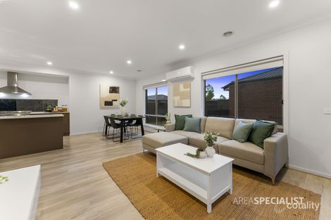 Property photo of 43 Gateau Drive Werribee VIC 3030