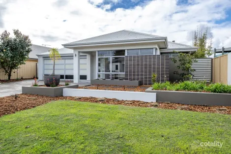 Property photo of 15 Barker Boulevard Glen Iris WA 6230