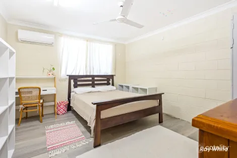 Property photo of 4/35 Adelaide Park Road Yeppoon QLD 4703