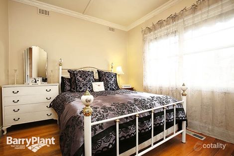 Property photo of 37 Albert Road Lilydale VIC 3140