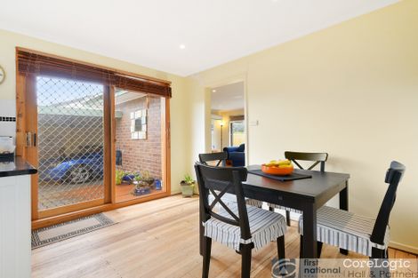 Property photo of 12 Fay Court Noble Park VIC 3174