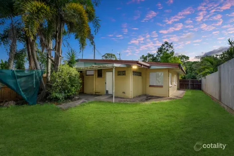 Property photo of 1/112 Wistaria Street Holloways Beach QLD 4878