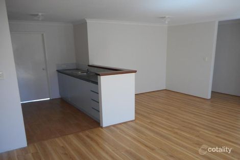 Property photo of 10 Carmana Lane Warnbro WA 6169