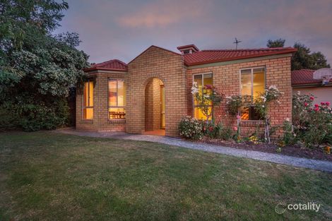 Property photo of 11 The Outlook Black Hill VIC 3350