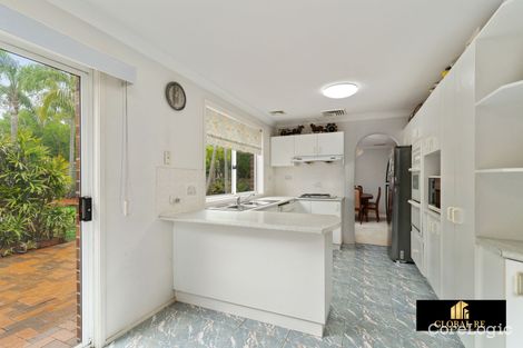 Property photo of 6 Oatlands Court Wattle Grove NSW 2173