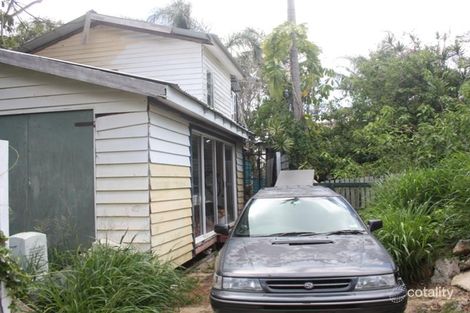 Property photo of 18 Midjimberry Road Point Lookout QLD 4183