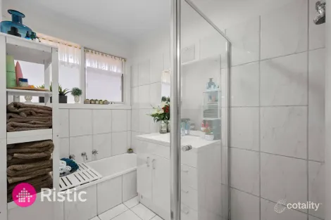 Property photo of 85 Cabernet Crescent Bundoora VIC 3083