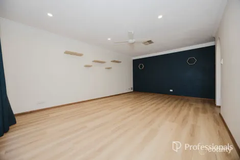 Property photo of 3 Borden Road Marangaroo WA 6064